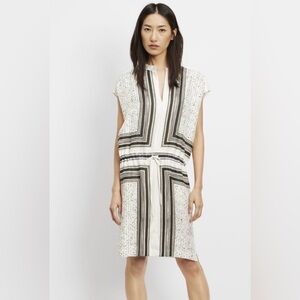 VINCE scarf print popover dress women’s medium. 100%silk, off white and navy